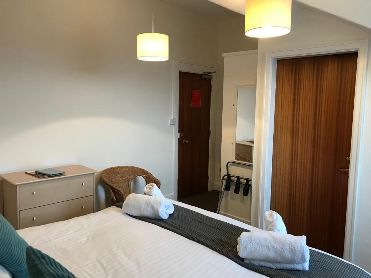 لاندودنو The Oasis Hotel المظهر الخارجي الصورة